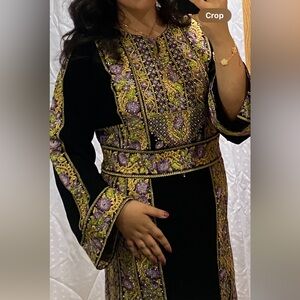 Middle eastern thobe palestinian